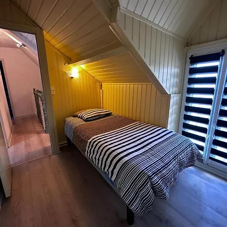 Longere Mit Pool By Interhome Holiday home La Croix-Avranchin