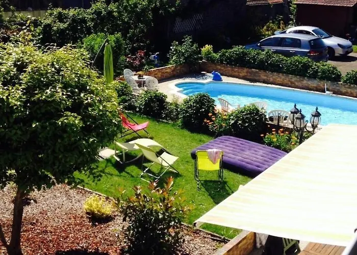 Longere Mit Pool By Interhome
